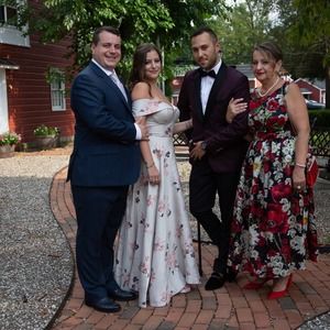 Meet your Posher, Ella